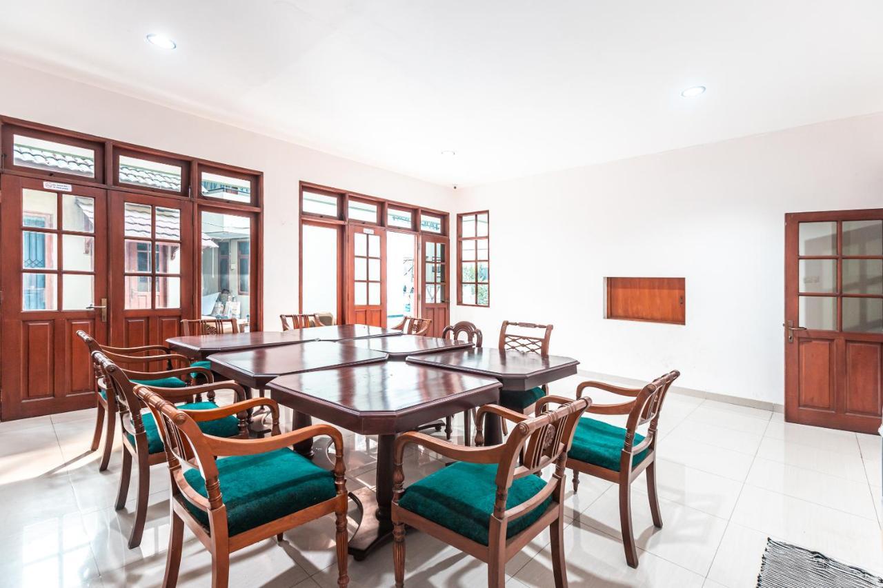 Oyo 1990 Kost Kuningan Executive Boading House Setiabudi Jakarta Exterior foto