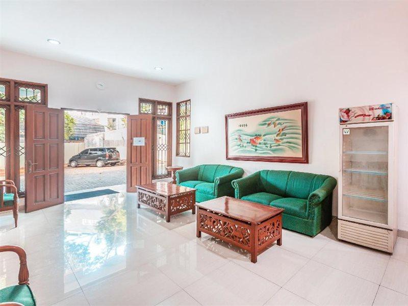 Oyo 1990 Kost Kuningan Executive Boading House Setiabudi Jakarta Exterior foto